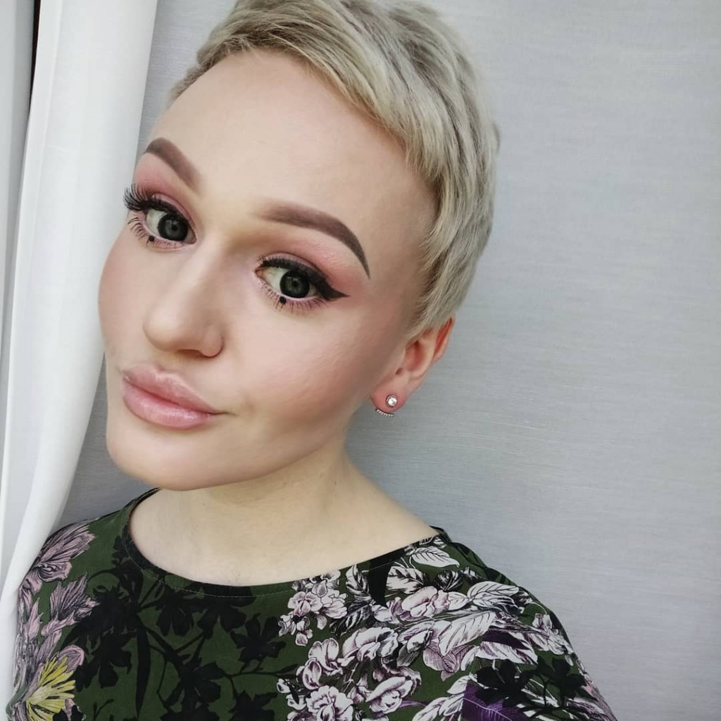 Дарина Сакович Smoky eyes (смоки айс) Дарина Сакович Smoky eyes (смоки айс)