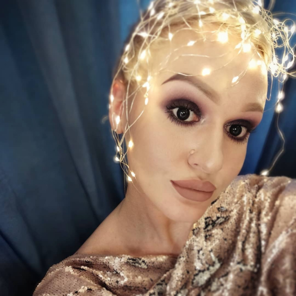 Дарина Сакович Smoky eyes (смоки айс) Дарина Сакович Smoky eyes (смоки айс)