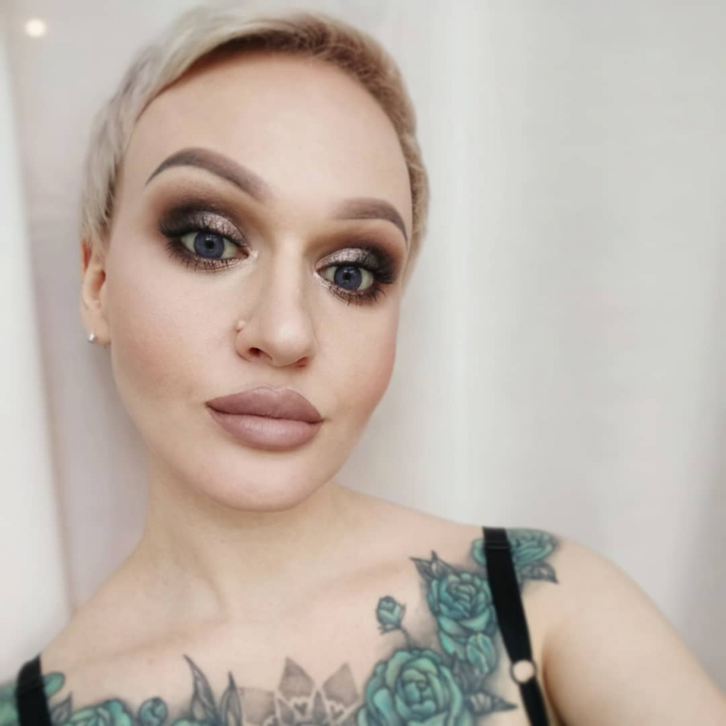 Дарина Сакович Smoky eyes (смоки айс) Дарина Сакович Smoky eyes (смоки айс)