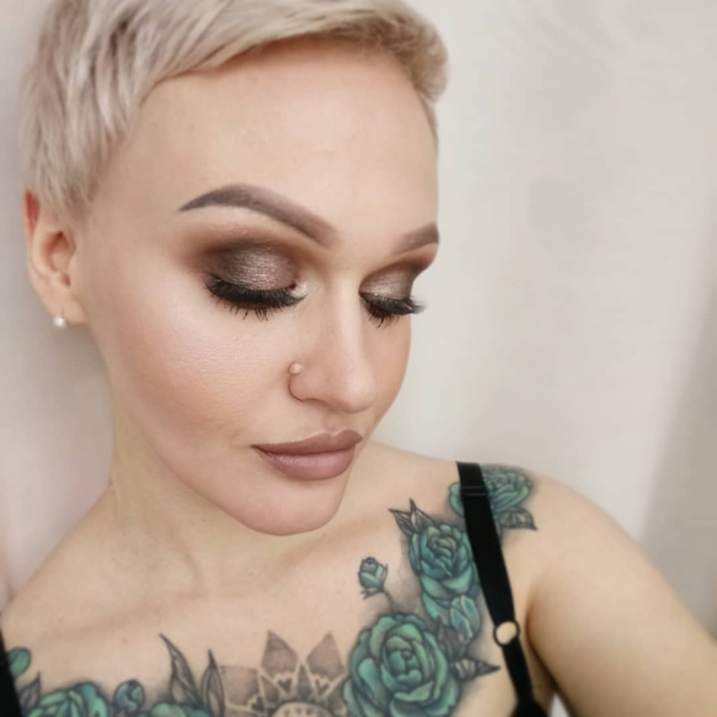 Дарина Сакович Smoky eyes (смоки айс) Дарина Сакович Smoky eyes (смоки айс)